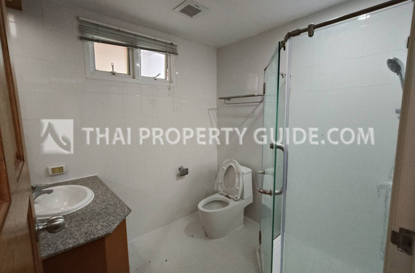 Condominium in Nichada Thani 